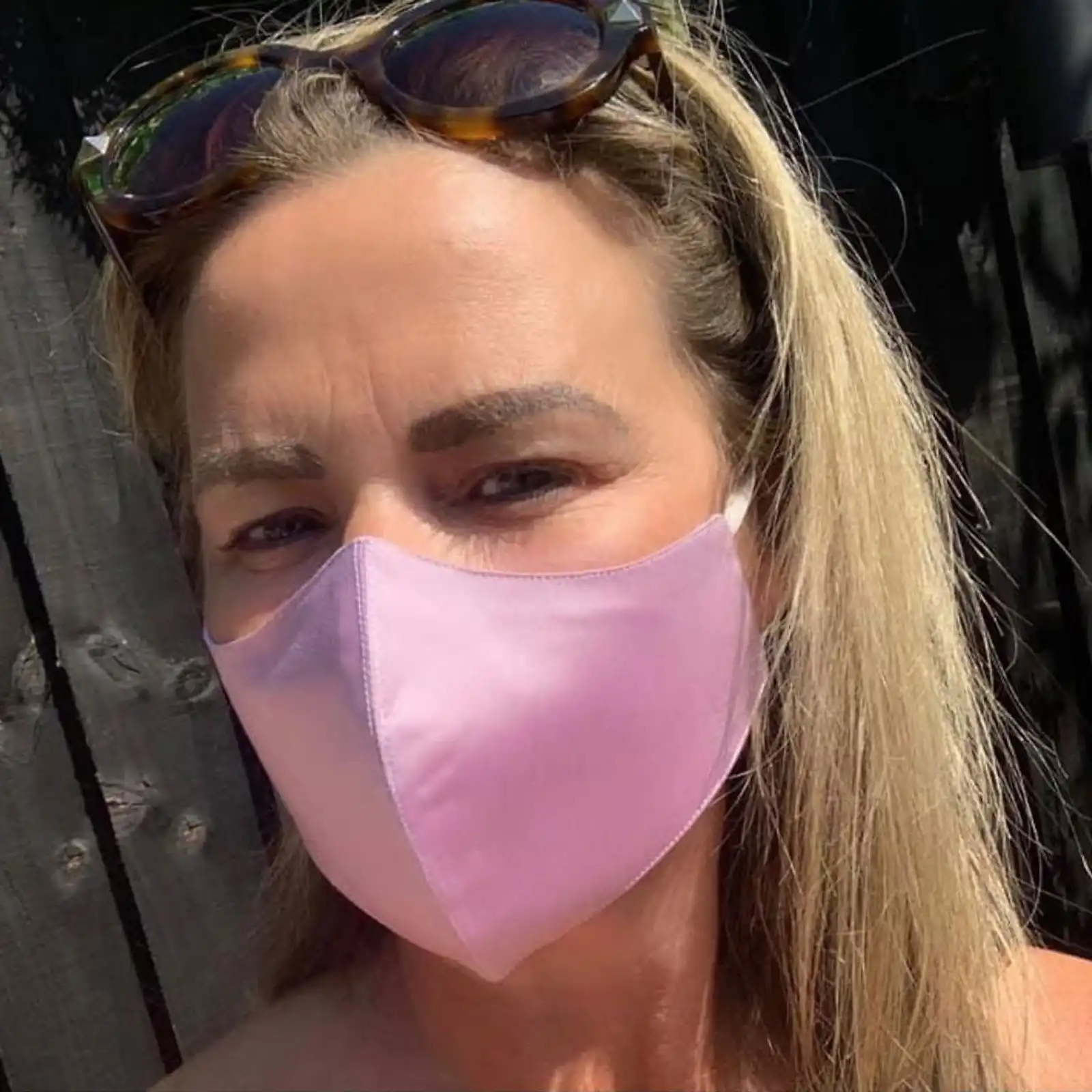 Thumbnail: Nanotechnology Droplet Face Guard